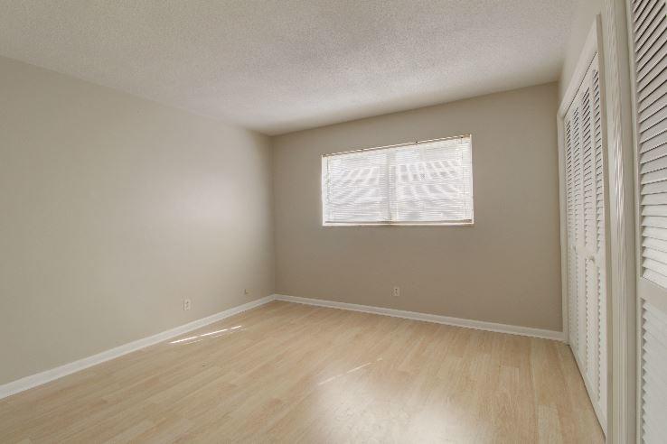 COLONIAL RIDGE CORP - Residential