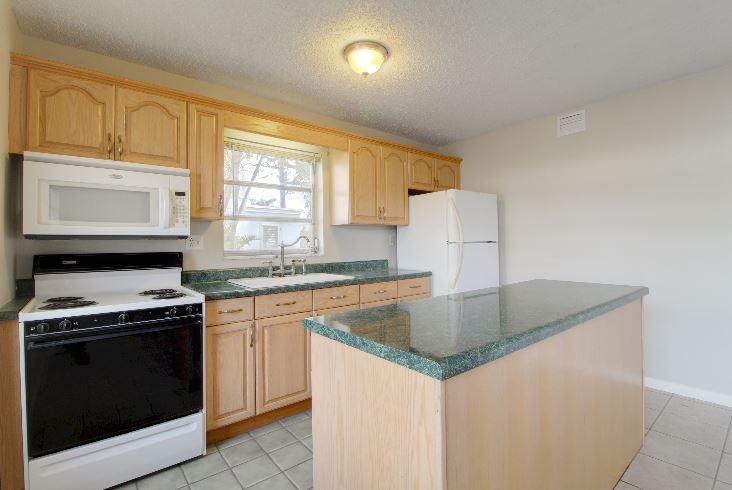 COLONIAL RIDGE CORP - Residential