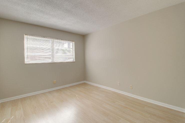 COLONIAL RIDGE CORP - Residential