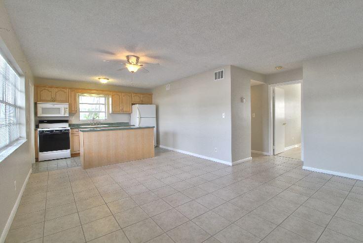 COLONIAL RIDGE CORP - Residential