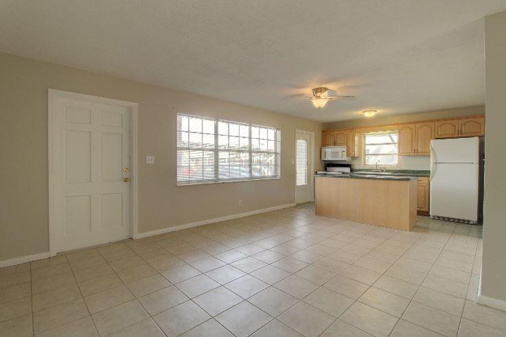 COLONIAL RIDGE CORP - Residential