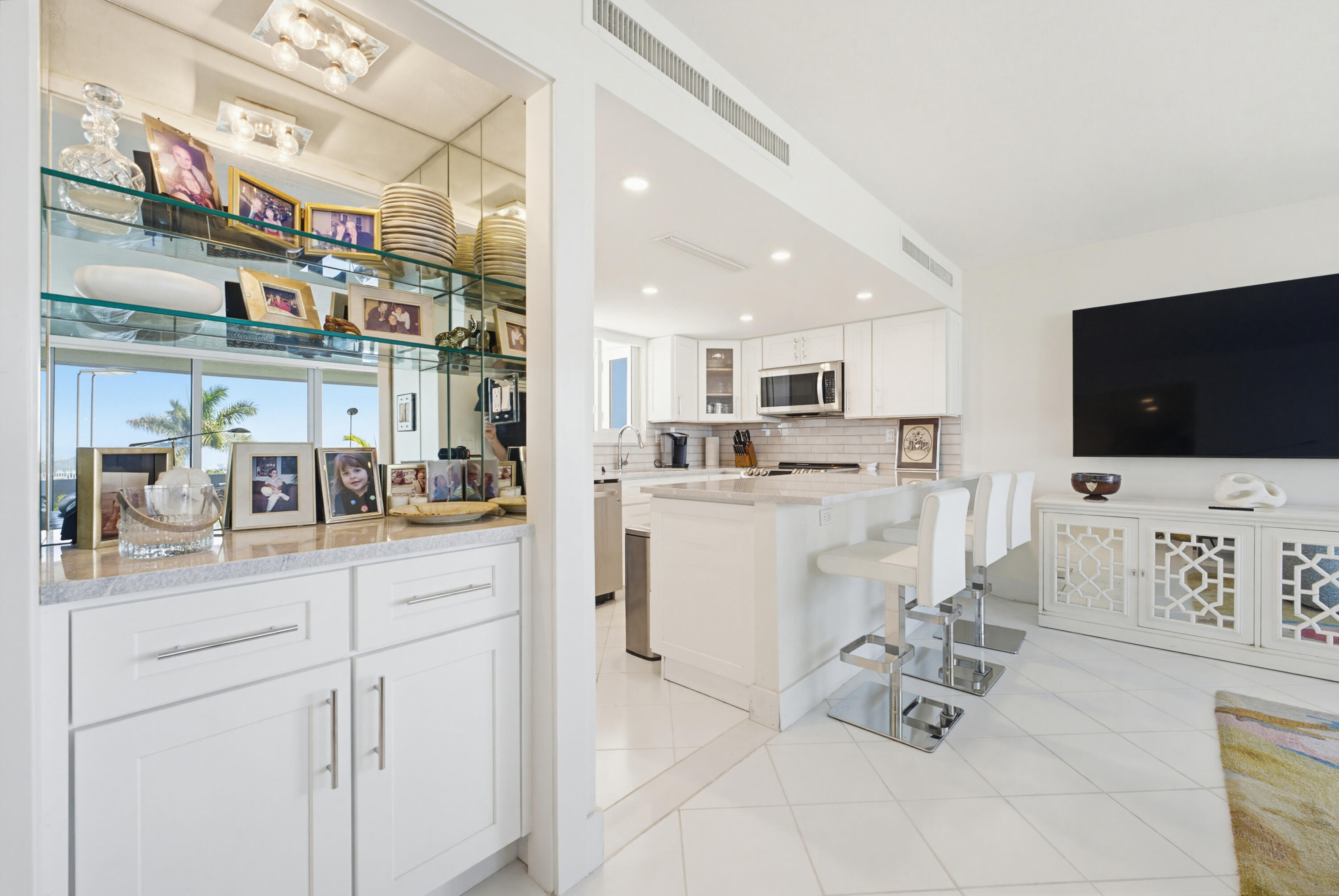 PRESIDENT OF PALM BEACH CONDO - Residential Lease