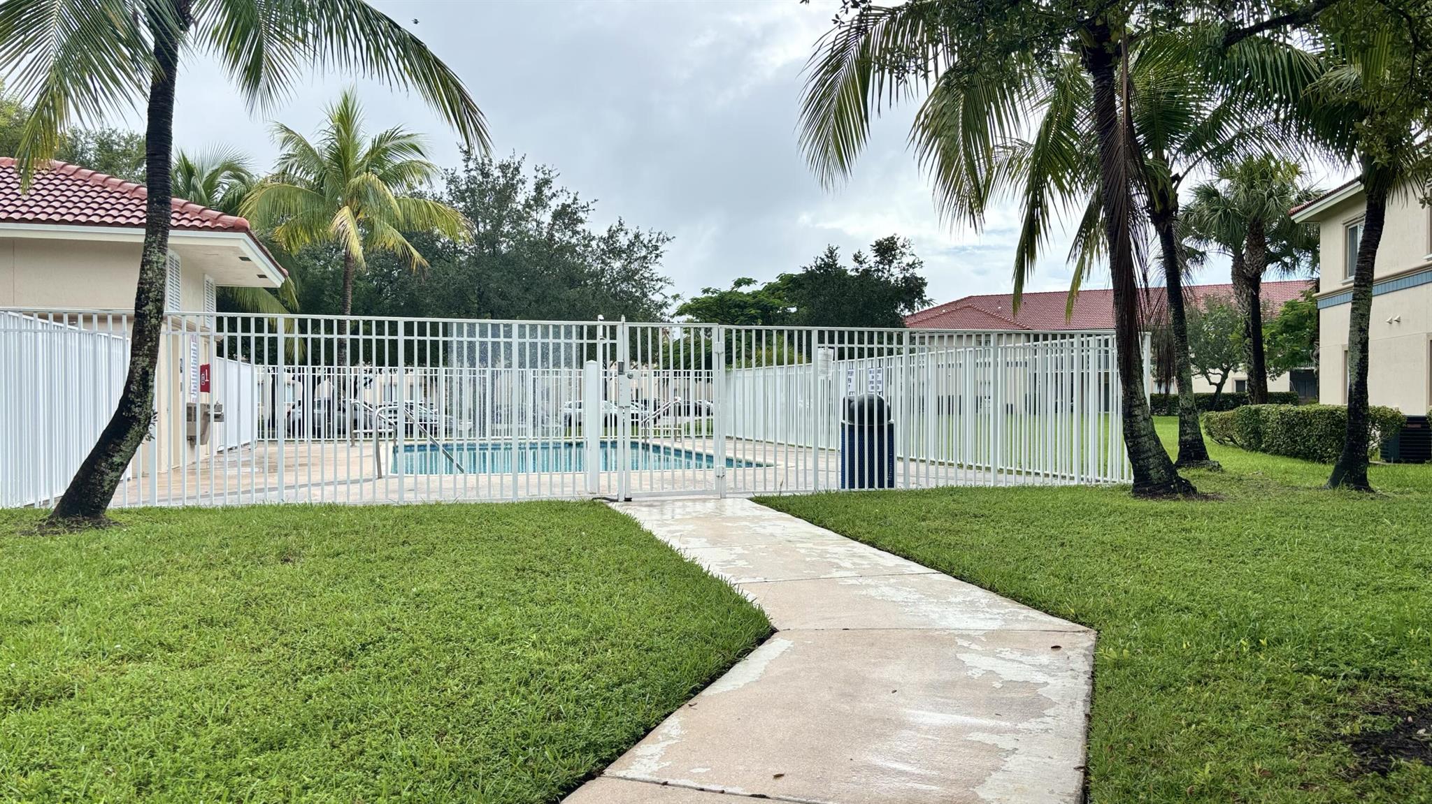 BELVEDERE ISLES CONDO NO - Residential Lease