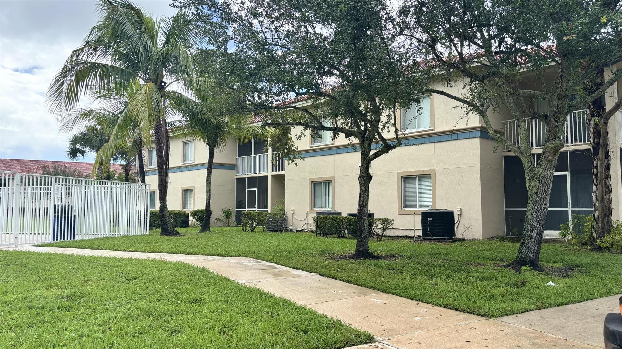 BELVEDERE ISLES CONDO NO - Residential Lease