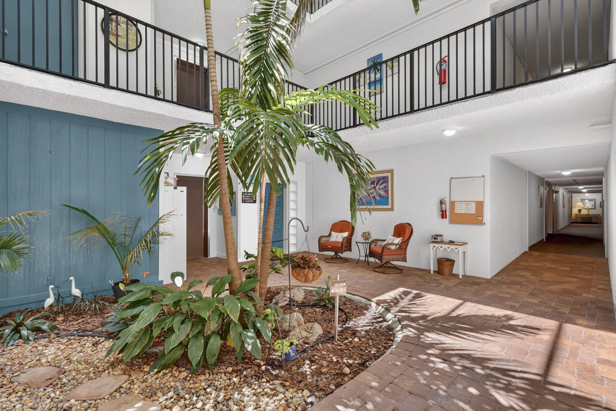 CONQUISTADOR CONDO - Residential
