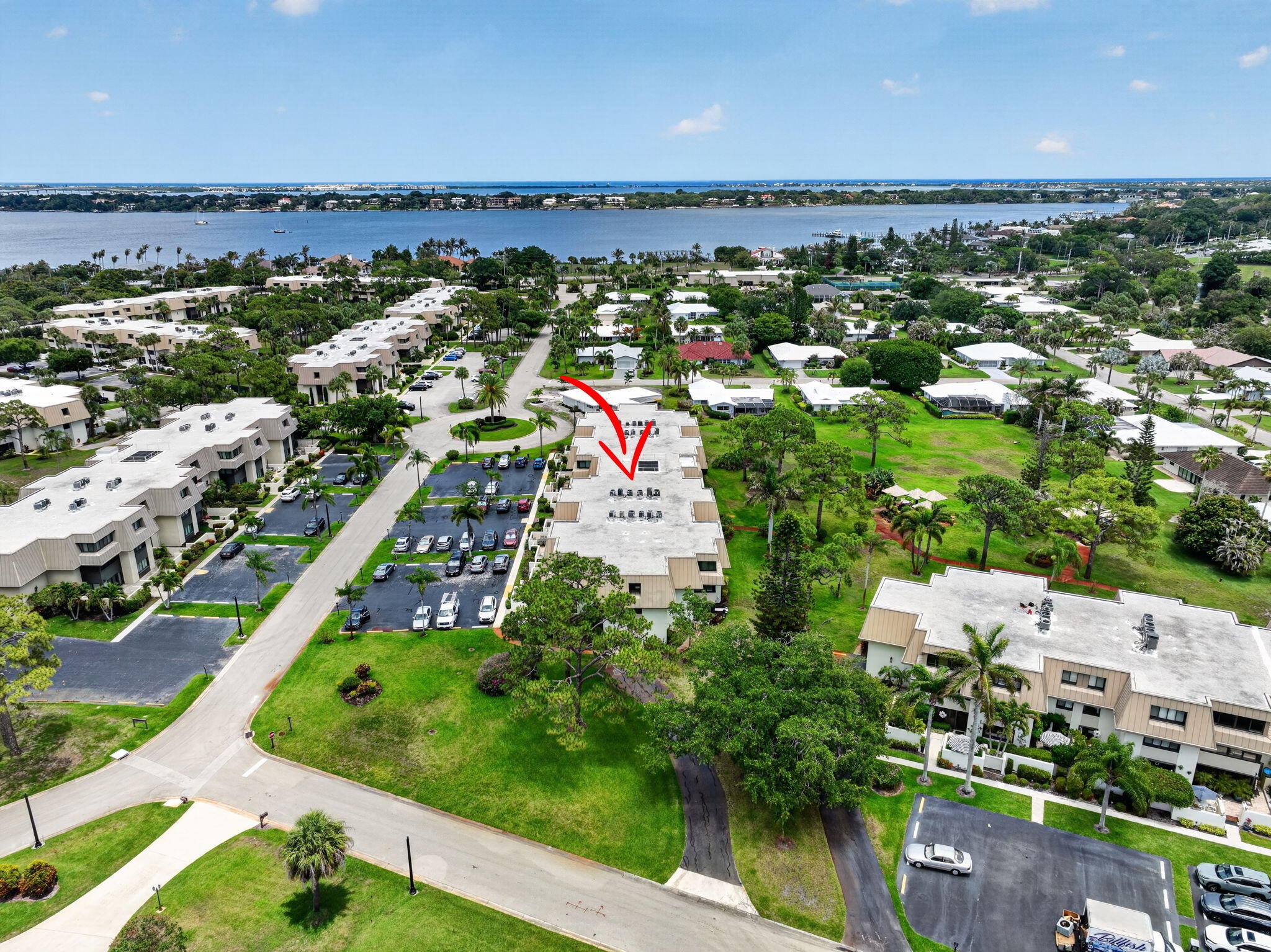 CONQUISTADOR CONDO - Residential