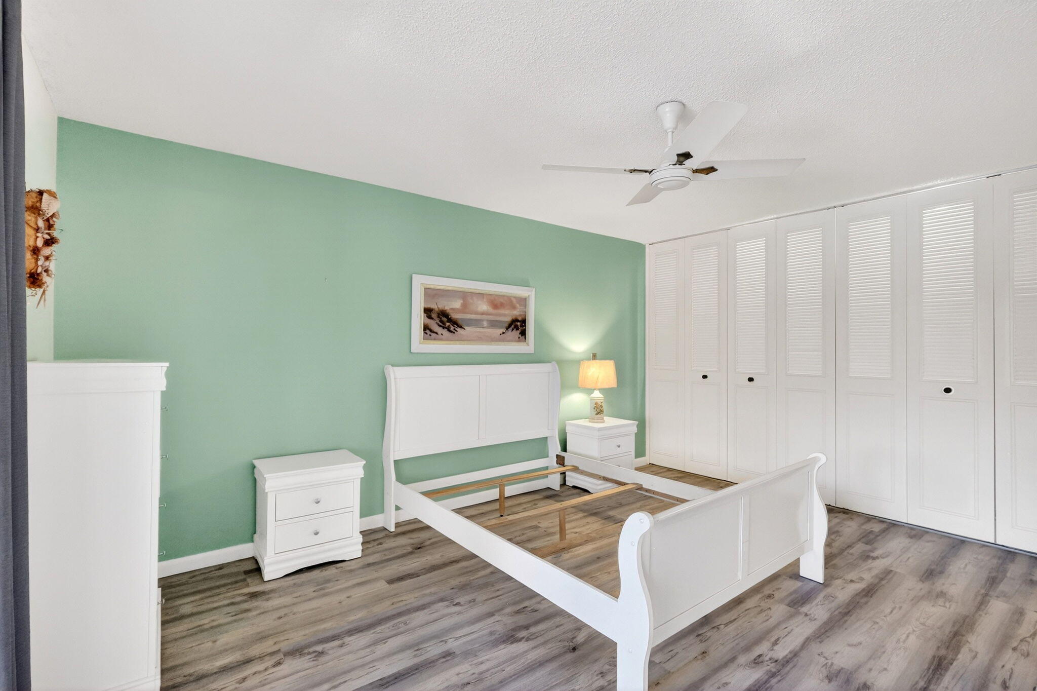 CONQUISTADOR CONDO - Residential