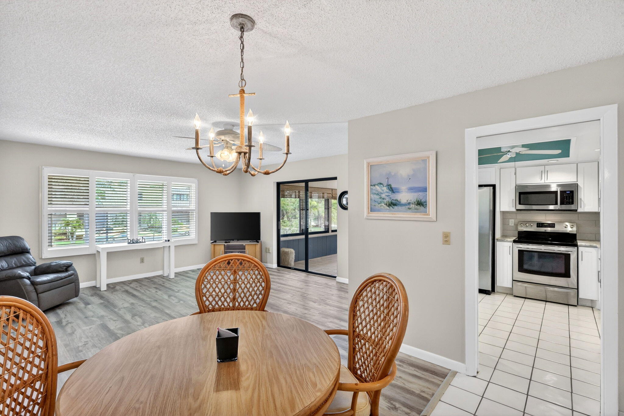 CONQUISTADOR CONDO - Residential