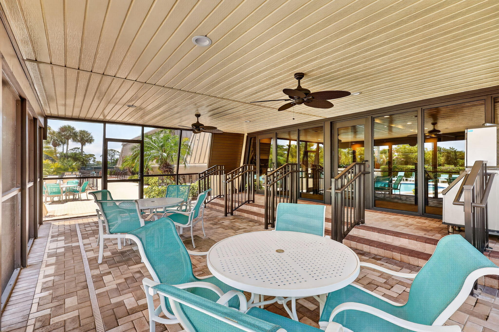 CONQUISTADOR CONDO - Residential