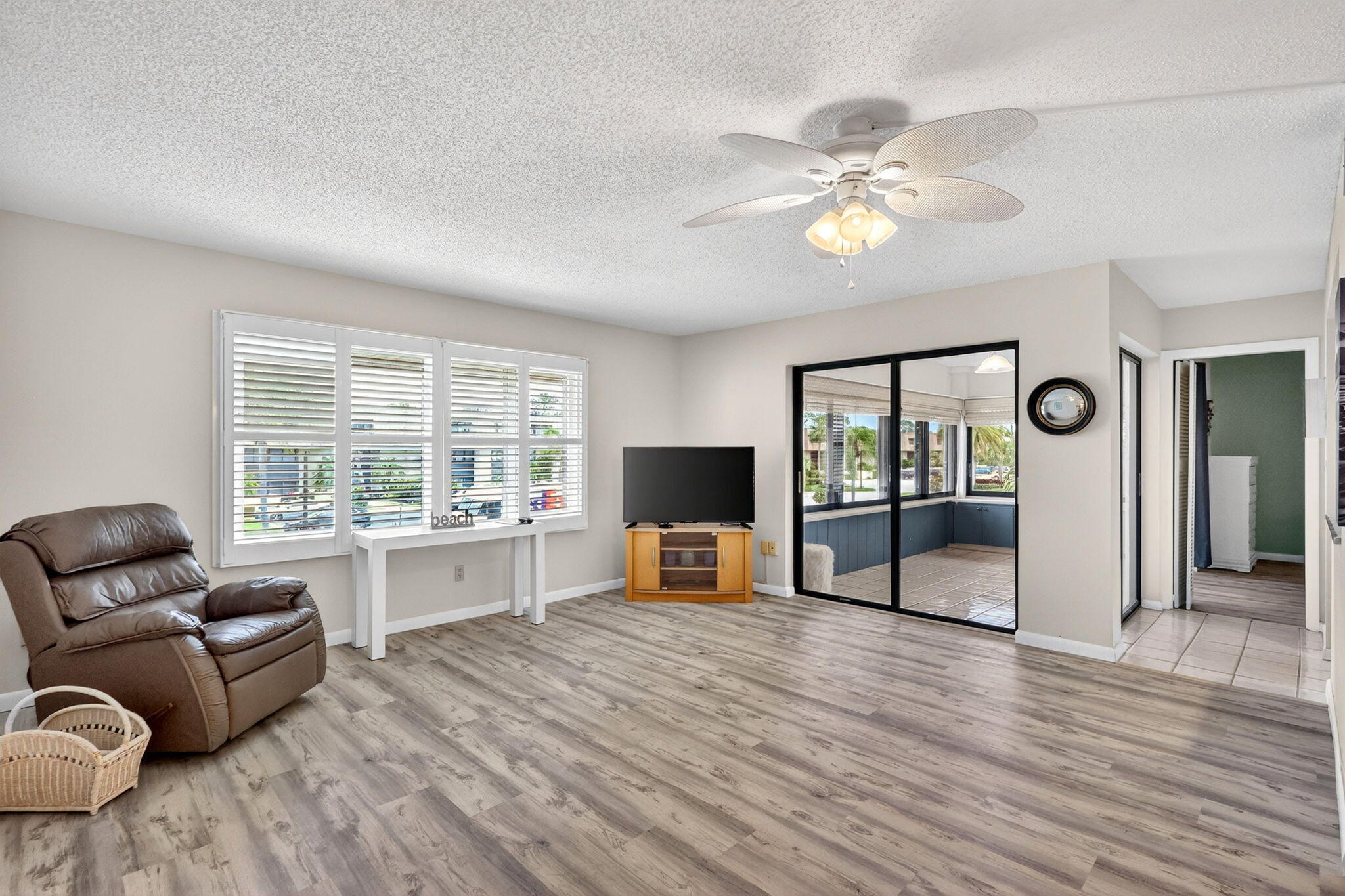 CONQUISTADOR CONDO - Residential