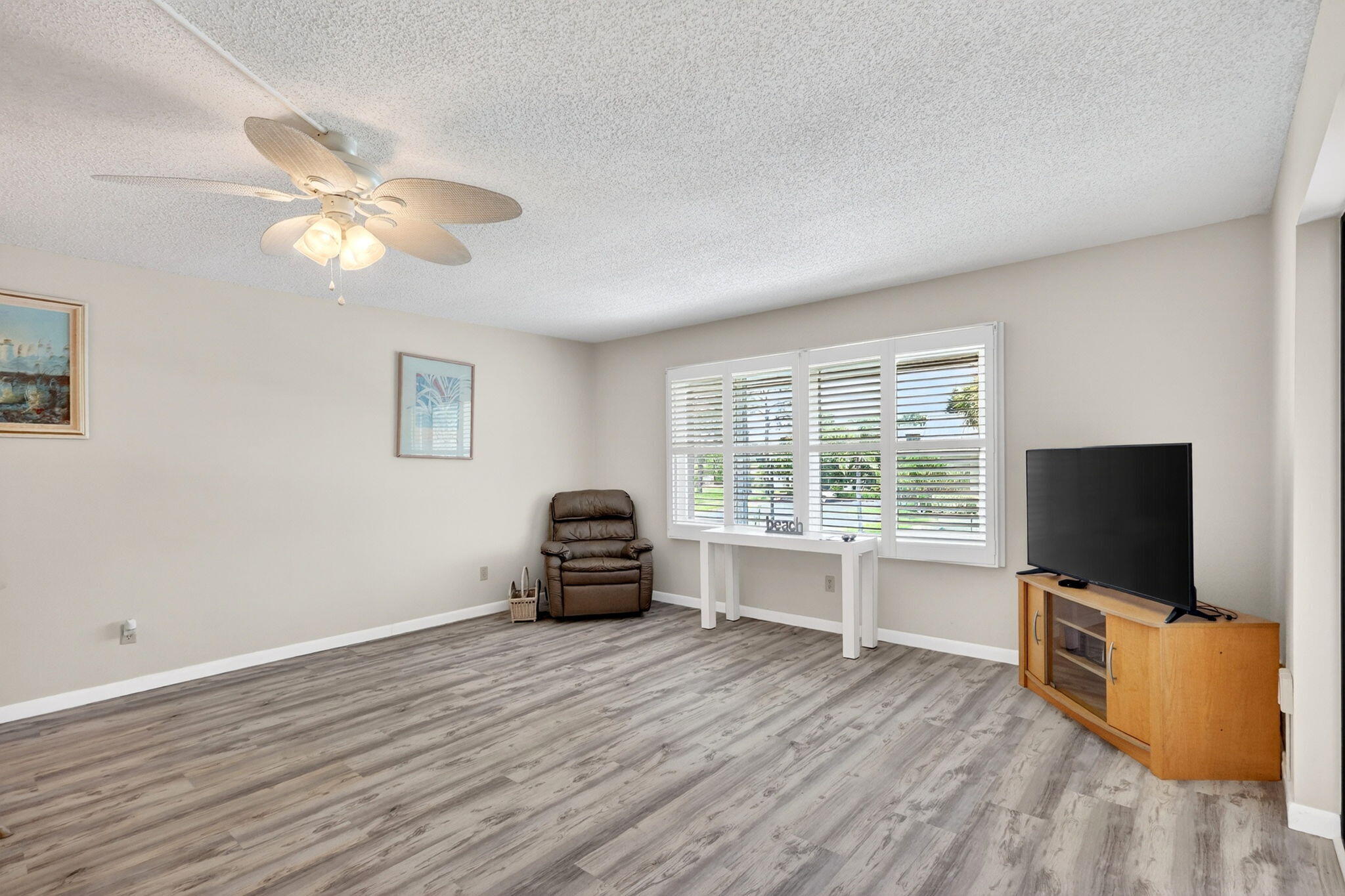 CONQUISTADOR CONDO - Residential