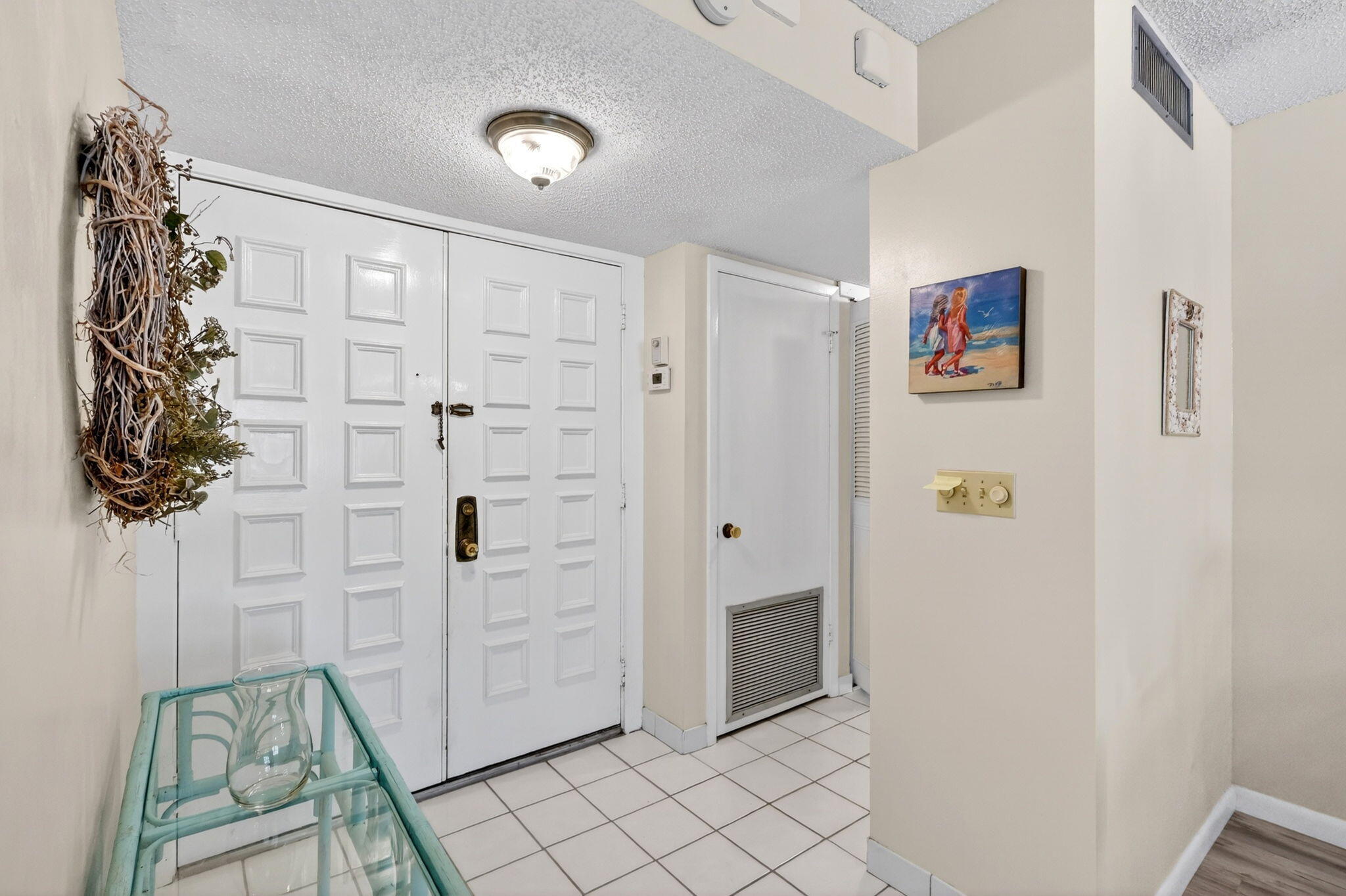 CONQUISTADOR CONDO - Residential