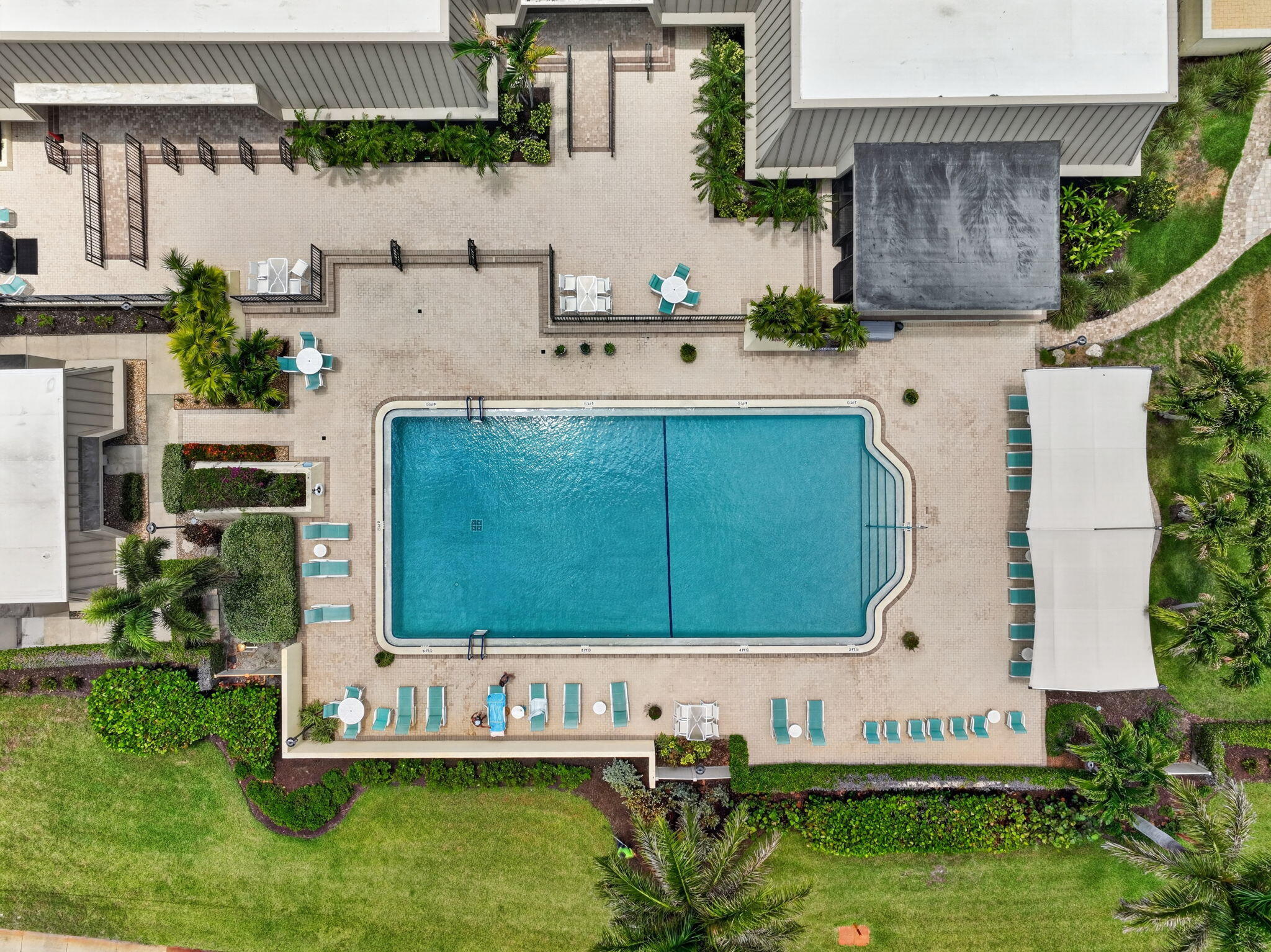 CONQUISTADOR CONDO - Residential