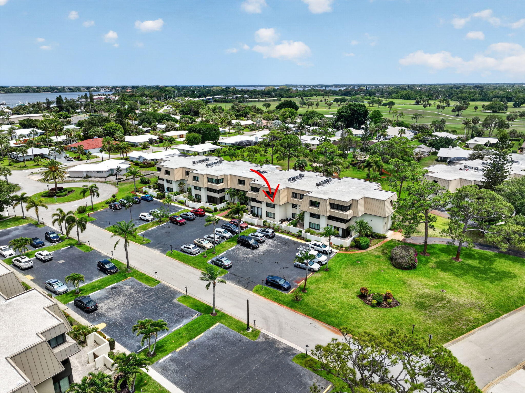CONQUISTADOR CONDO - Residential