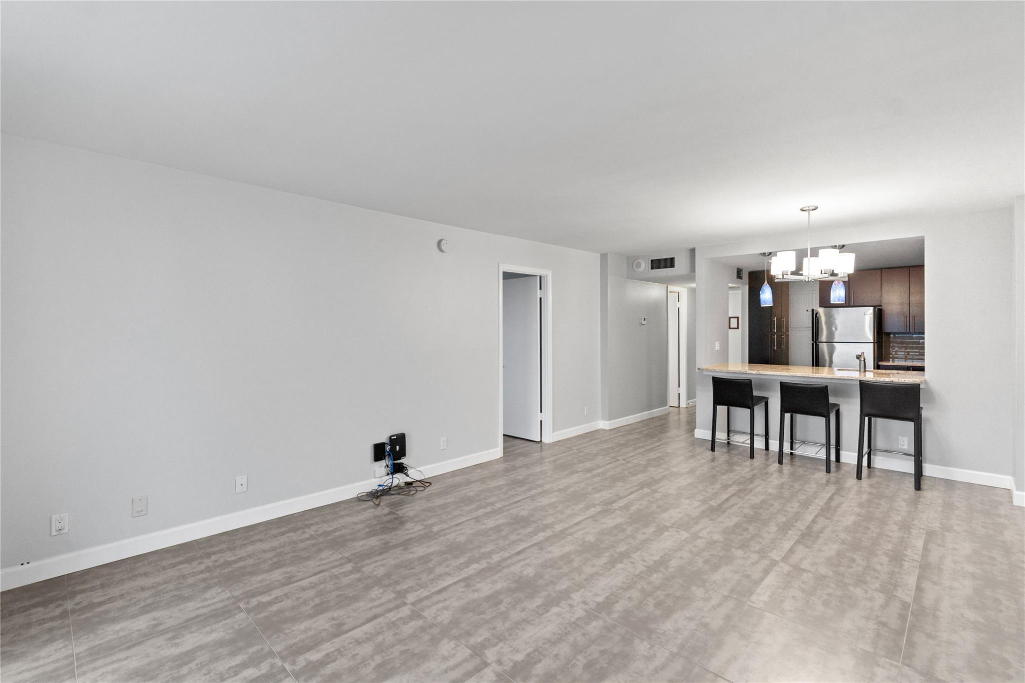 Drake Tower - Residential