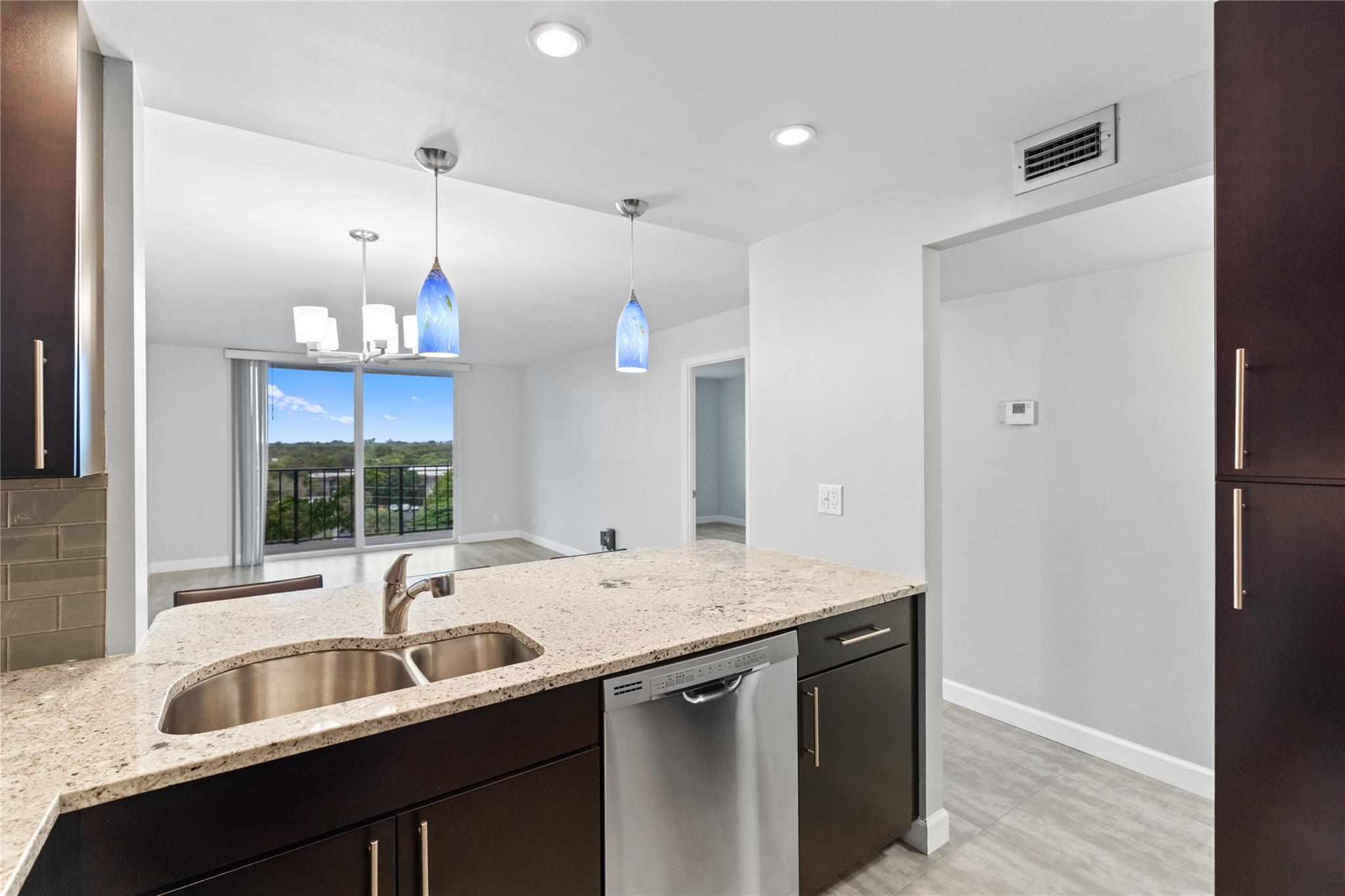 Drake Tower - Residential