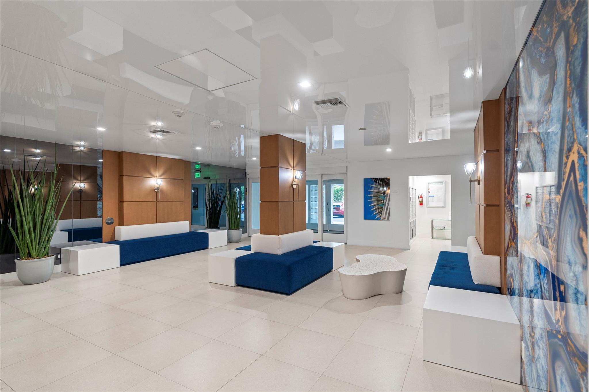 Drake Tower - Residential