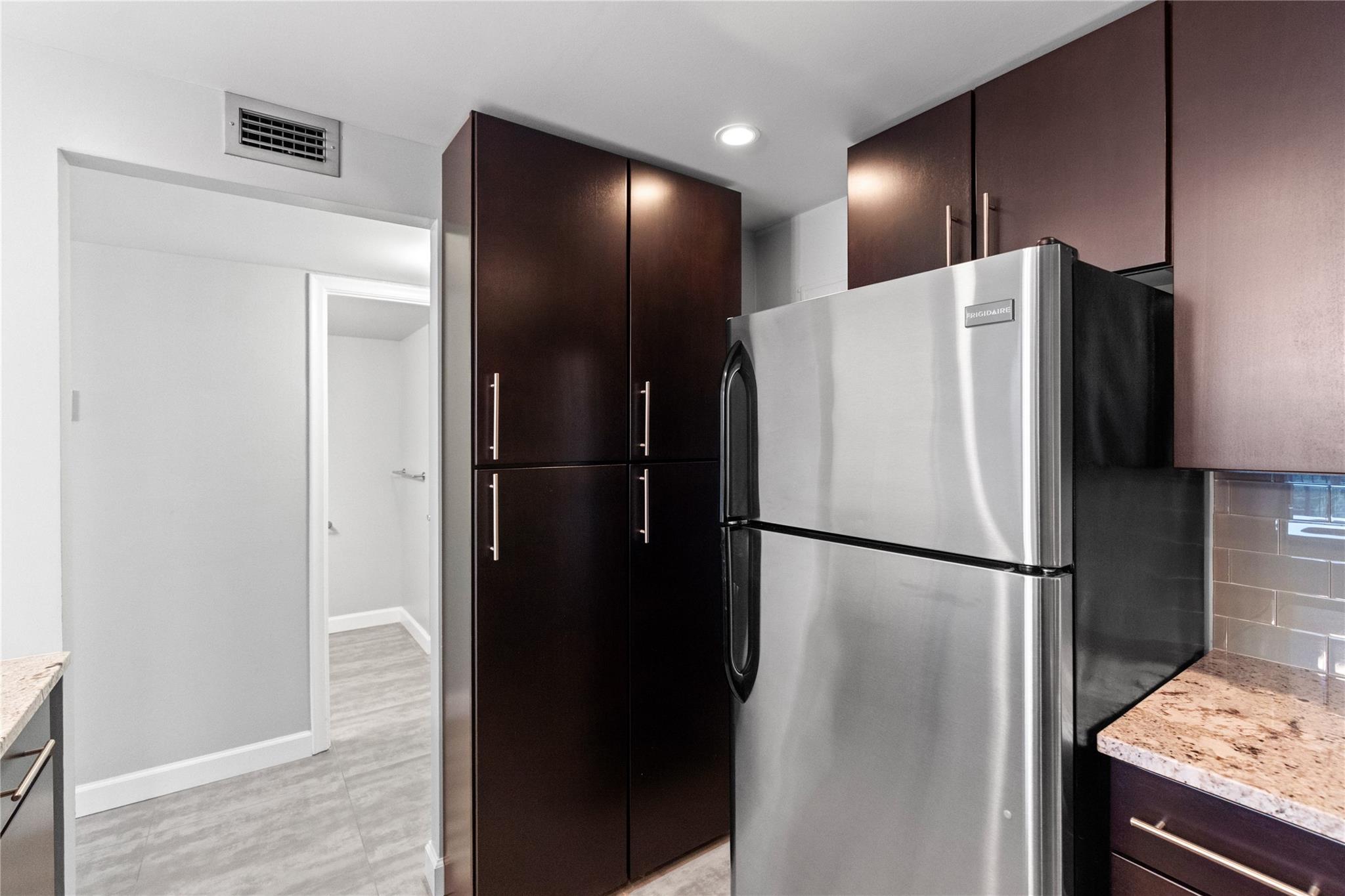 Drake Tower - Residential