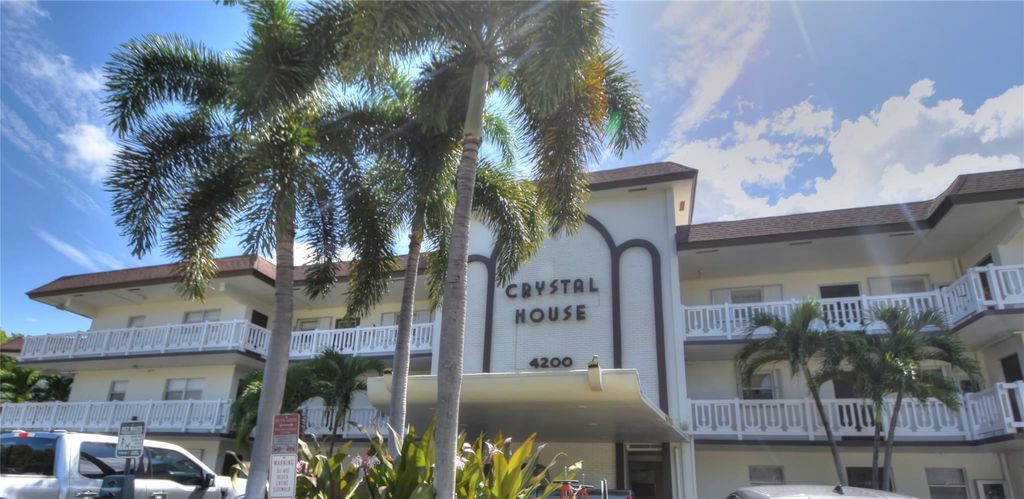 Photo of 4200 Crystal Lake Drive #114, Deerfield Beach, FL 33064 (MLS # F10511652)