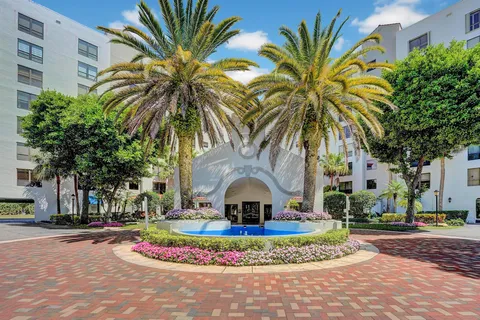 7563 Imperial Drive Unit 601, Boca Raton, FL MLS: R11073307