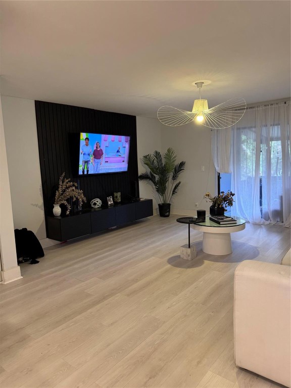 Del Rio Village - Residential