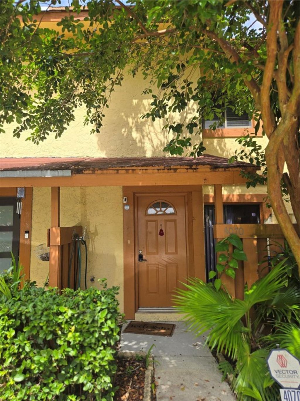 Photo of 4070 Sierra Terrace, Sunrise, FL 33351 (MLS # F10544514)