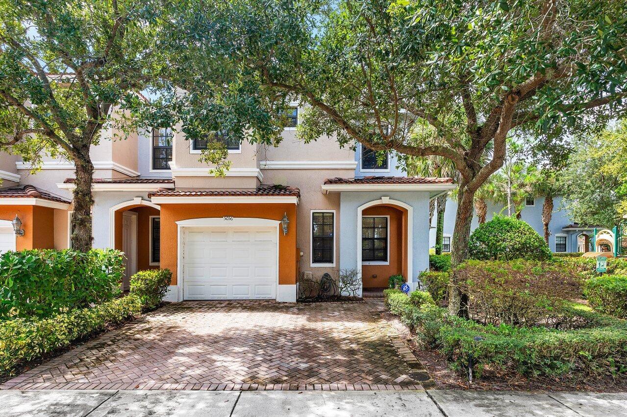 This spacious lake view 3/3 upgraded townhouse is available for rent!. Townhouse features a spacious master bedroom, and two other rooms all located on the 2nd floor, an upgraded kitchen with granite countertops and SS appliances, and upgraded bathrooms. It is located in a great community which has a pool, tennis courts and a playground. Available for move-in October 1, 2025.
