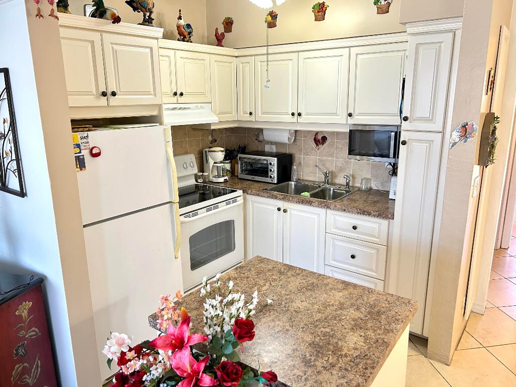 ROLEN LAKE GARDENS CO-OP - Residential