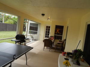 SUGAR POND MANOR OF WELLINGTON - Residential