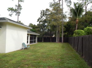 SUGAR POND MANOR OF WELLINGTON - Residential