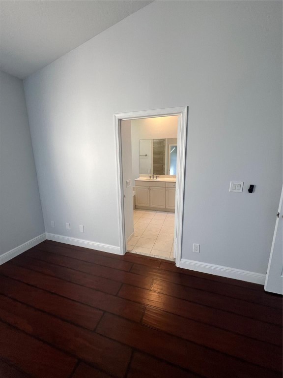 Rolling Hills Golf & Tennis - Residential Lease