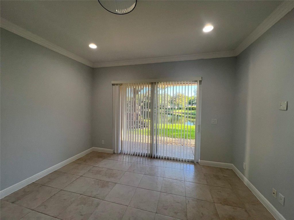 Photo of 3318 Lakeside Drive, Davie, FL 33328 (MLS # F10532548)