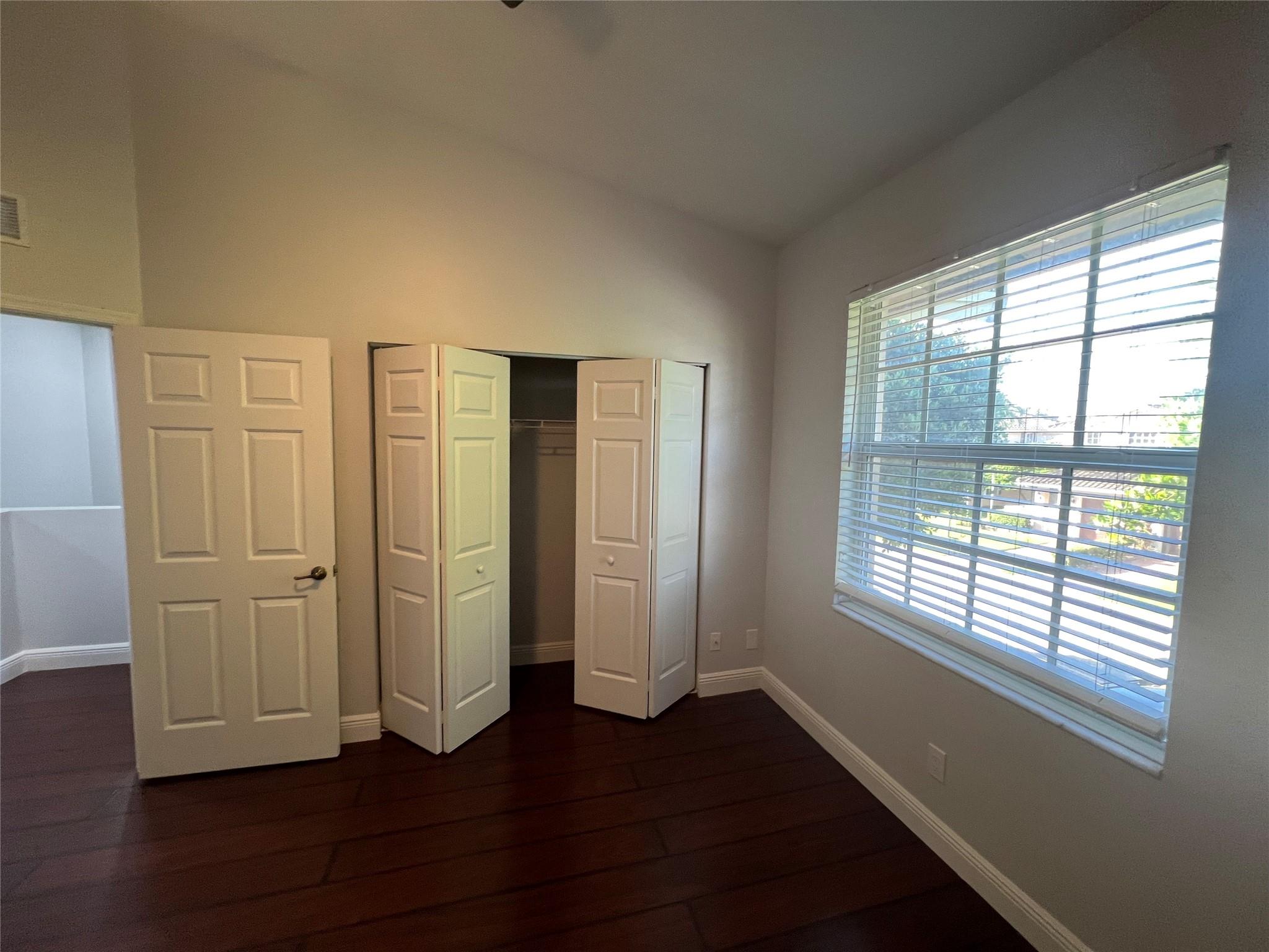 Rolling Hills Golf & Tennis - Residential Lease