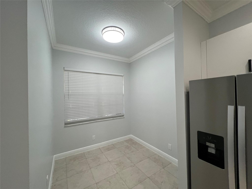 Rolling Hills Golf & Tennis - Residential Lease