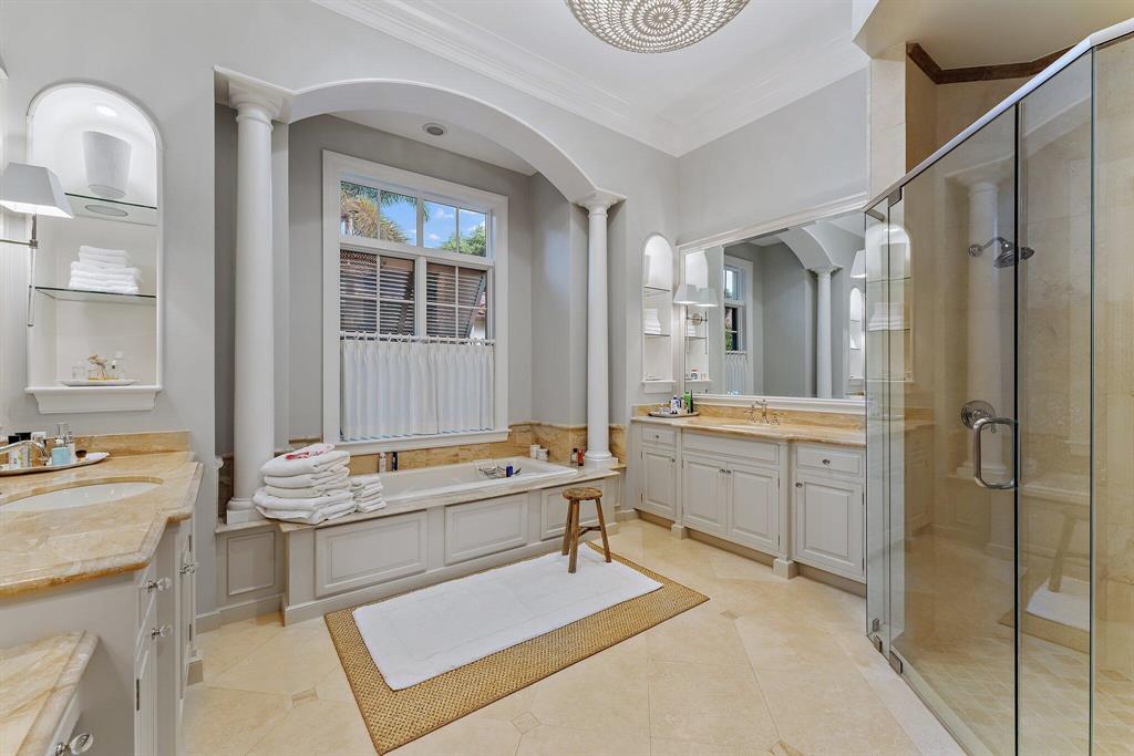 RITZ CARLTON GOLF CLUB & SPA POD B - Residential