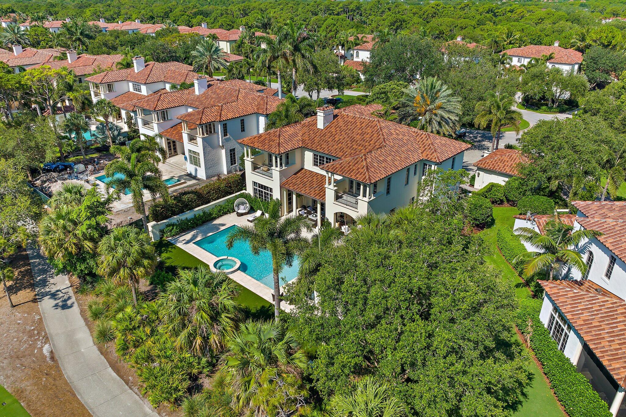 RITZ CARLTON GOLF CLUB & SPA POD B - Residential