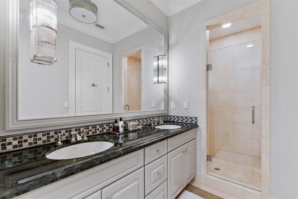 RITZ CARLTON GOLF CLUB & SPA POD B - Residential