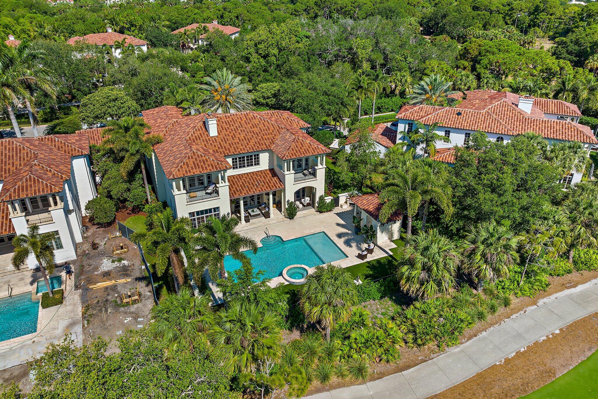 RITZ CARLTON GOLF CLUB & SPA POD B - Residential