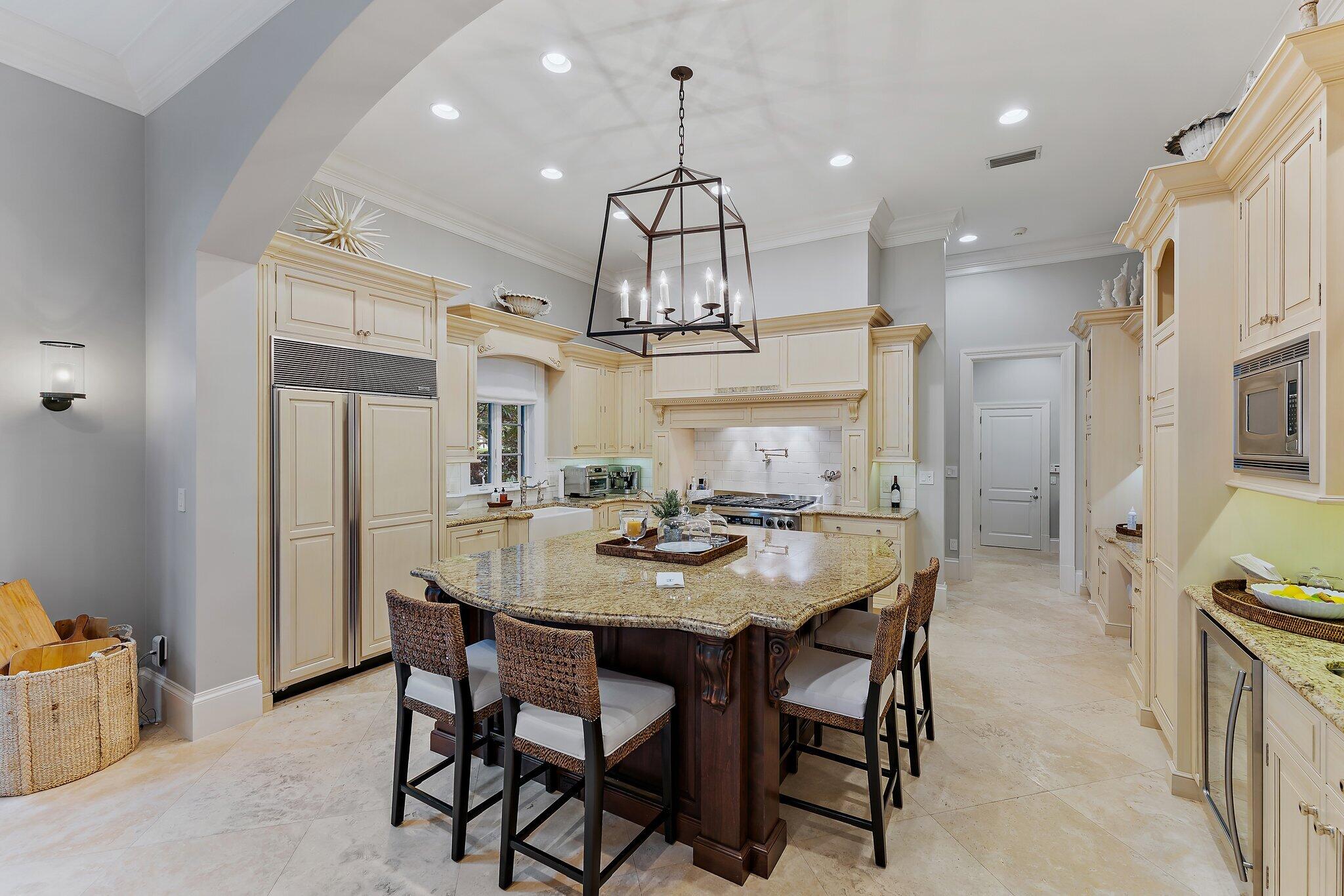 RITZ CARLTON GOLF CLUB & SPA POD B - Residential