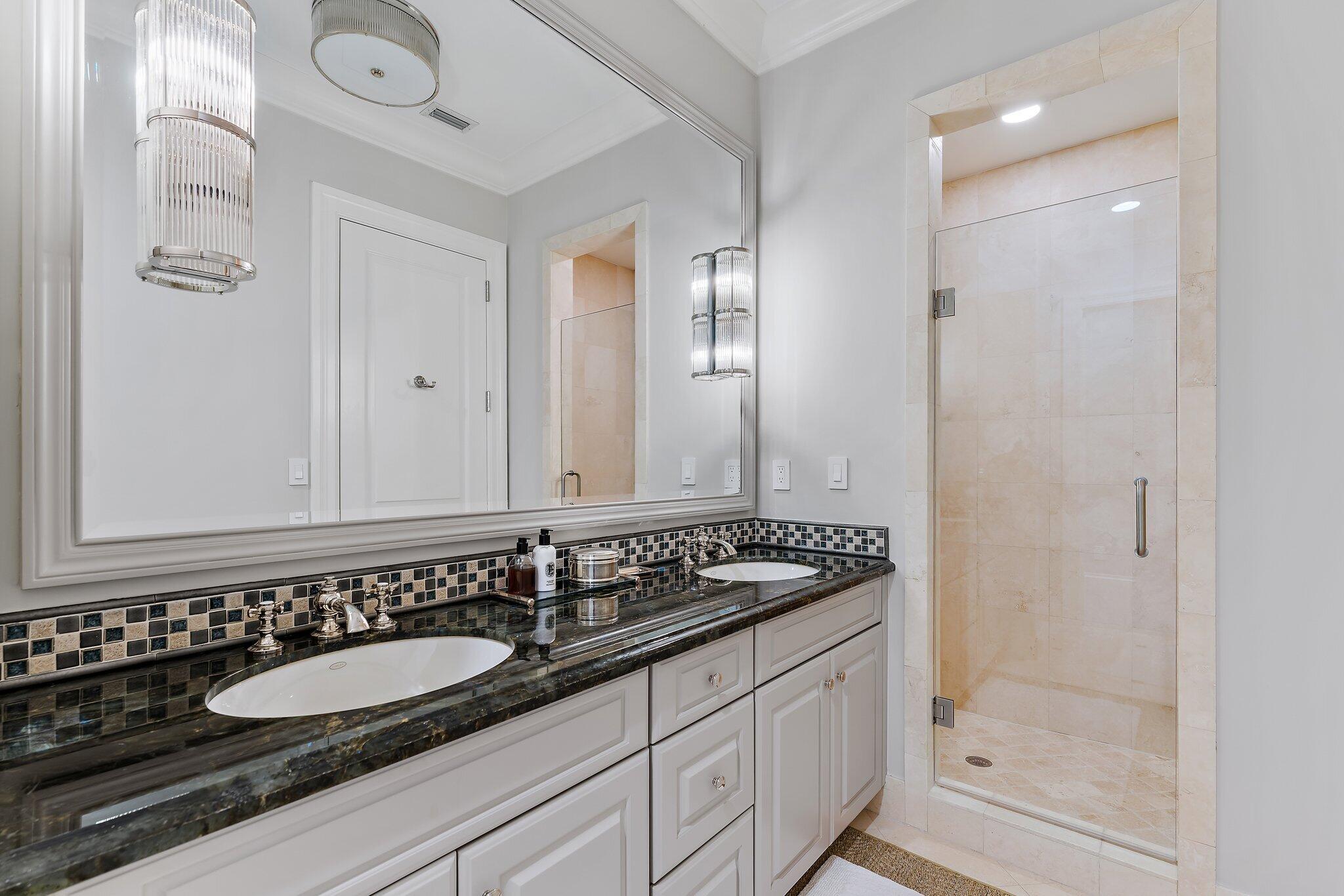 RITZ CARLTON GOLF CLUB & SPA POD B - Residential