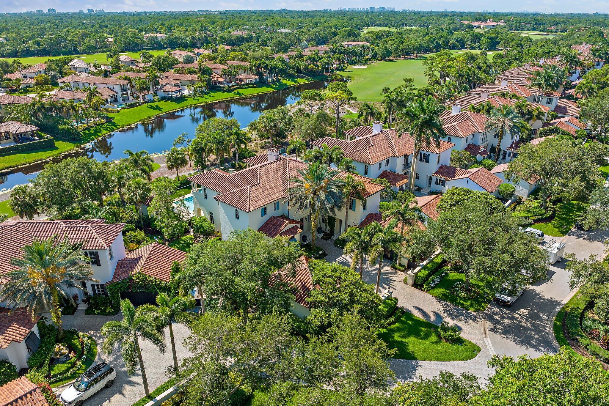 RITZ CARLTON GOLF CLUB & SPA POD B - Residential