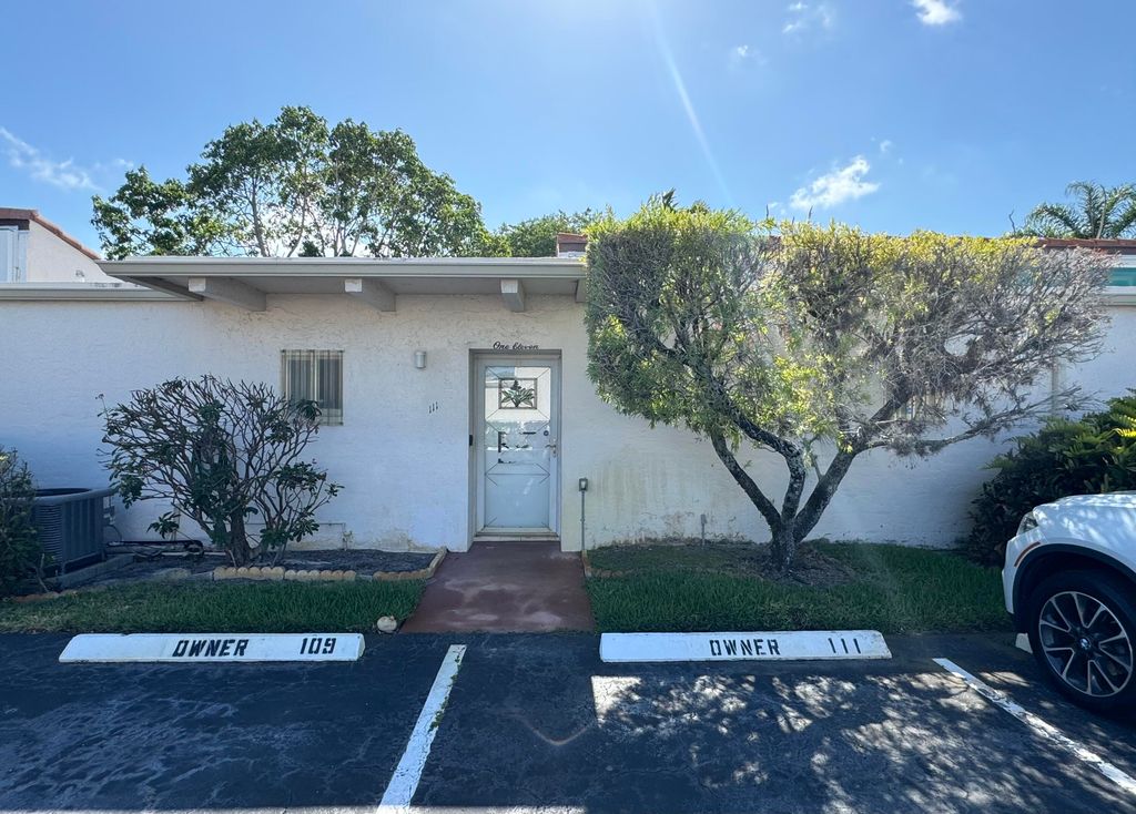 Photo of 2650 Boundbrook Boulevard #111, Palm Springs, FL 33406 (MLS # R10985312)
