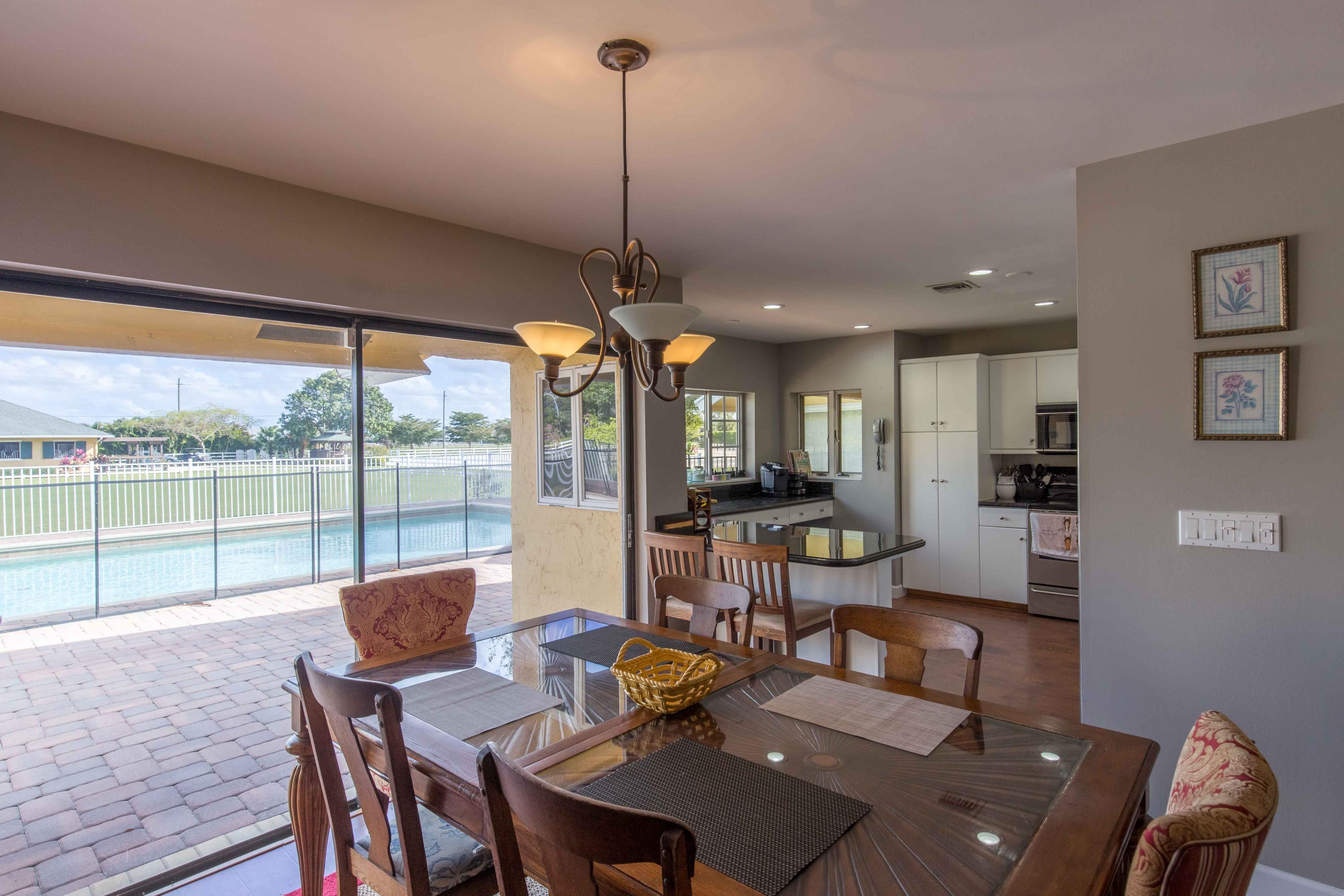 PALM BEACH POINT - Residential