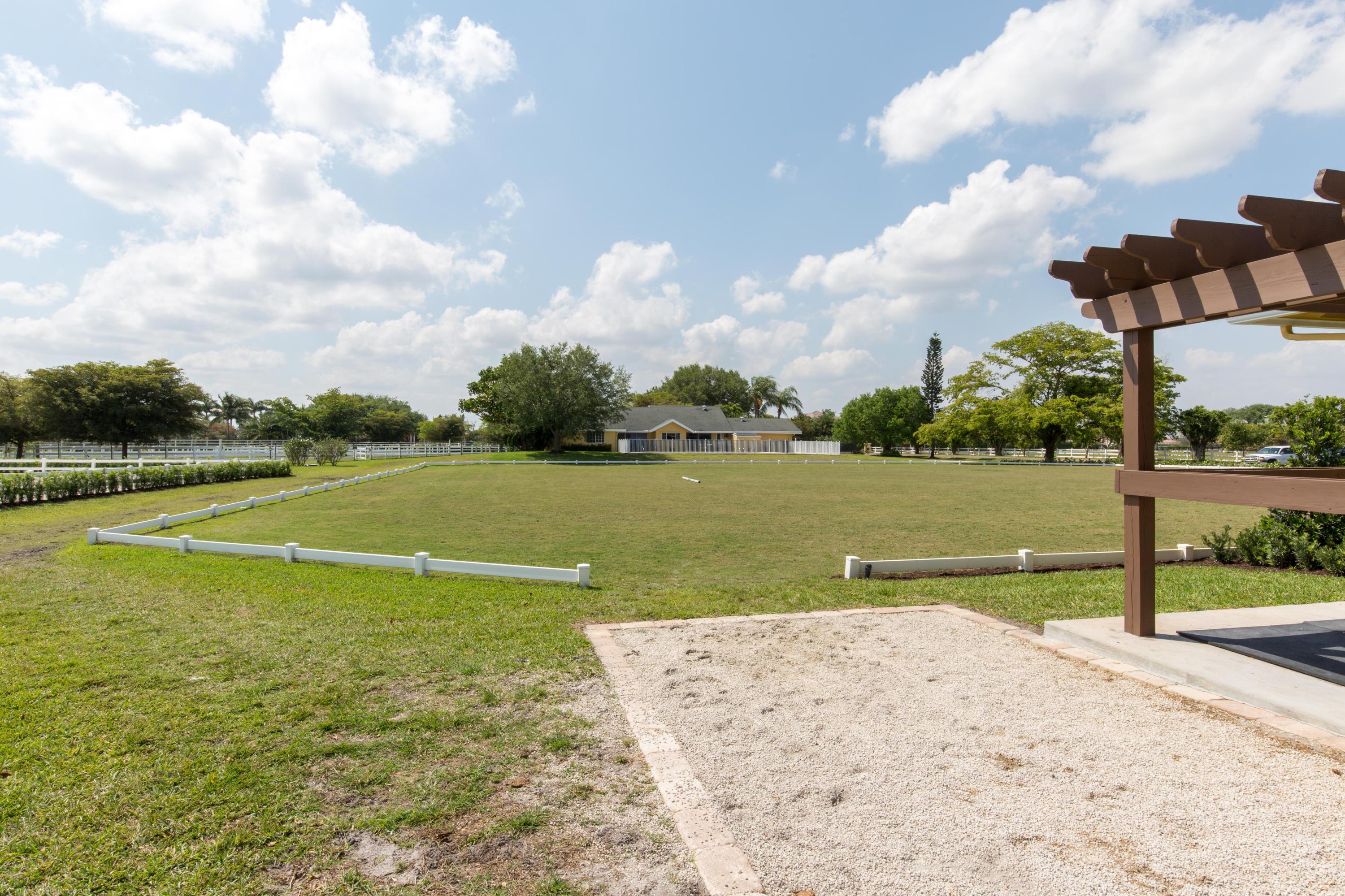 PALM BEACH POINT - Residential