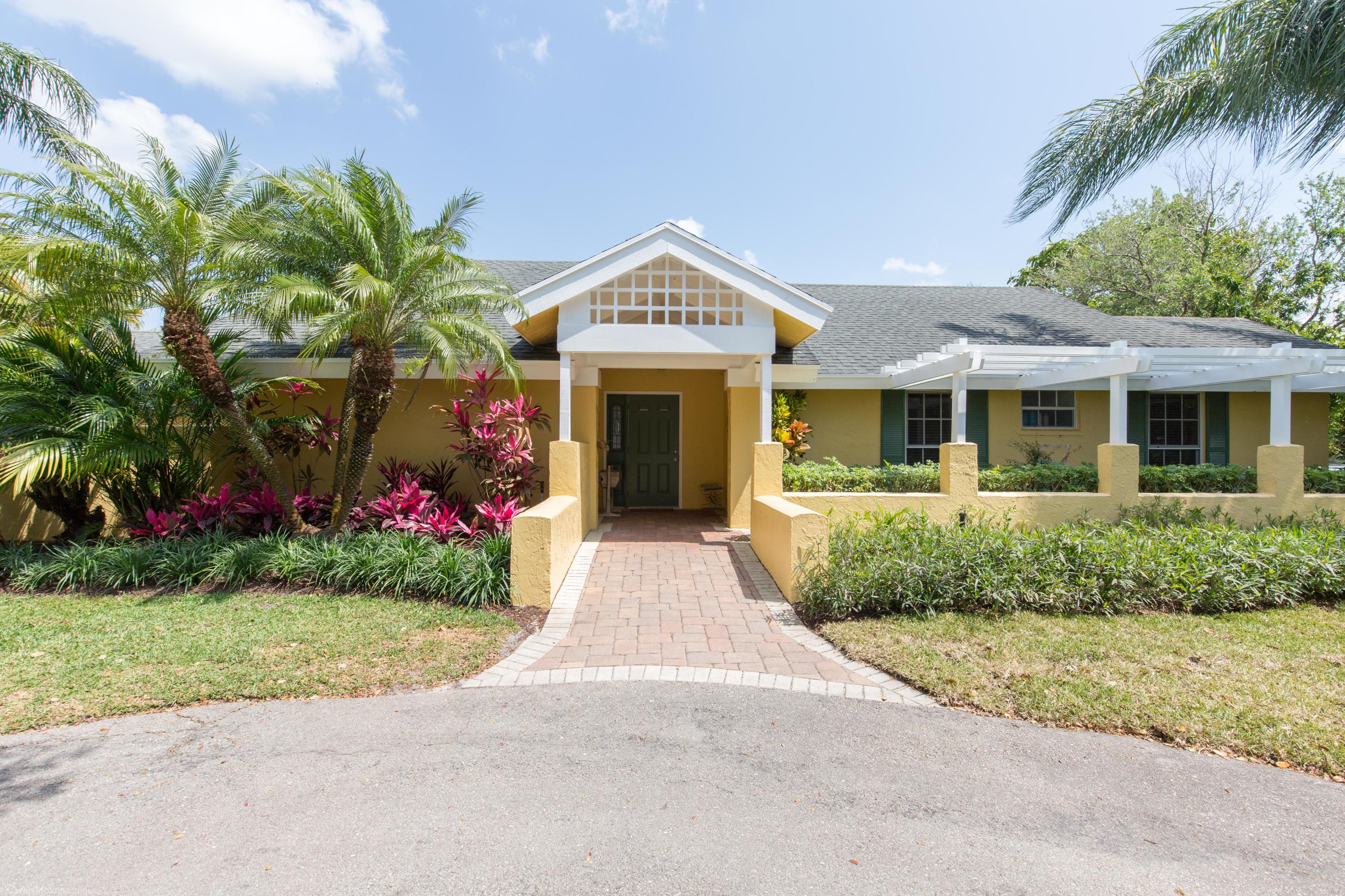 PALM BEACH POINT - Residential