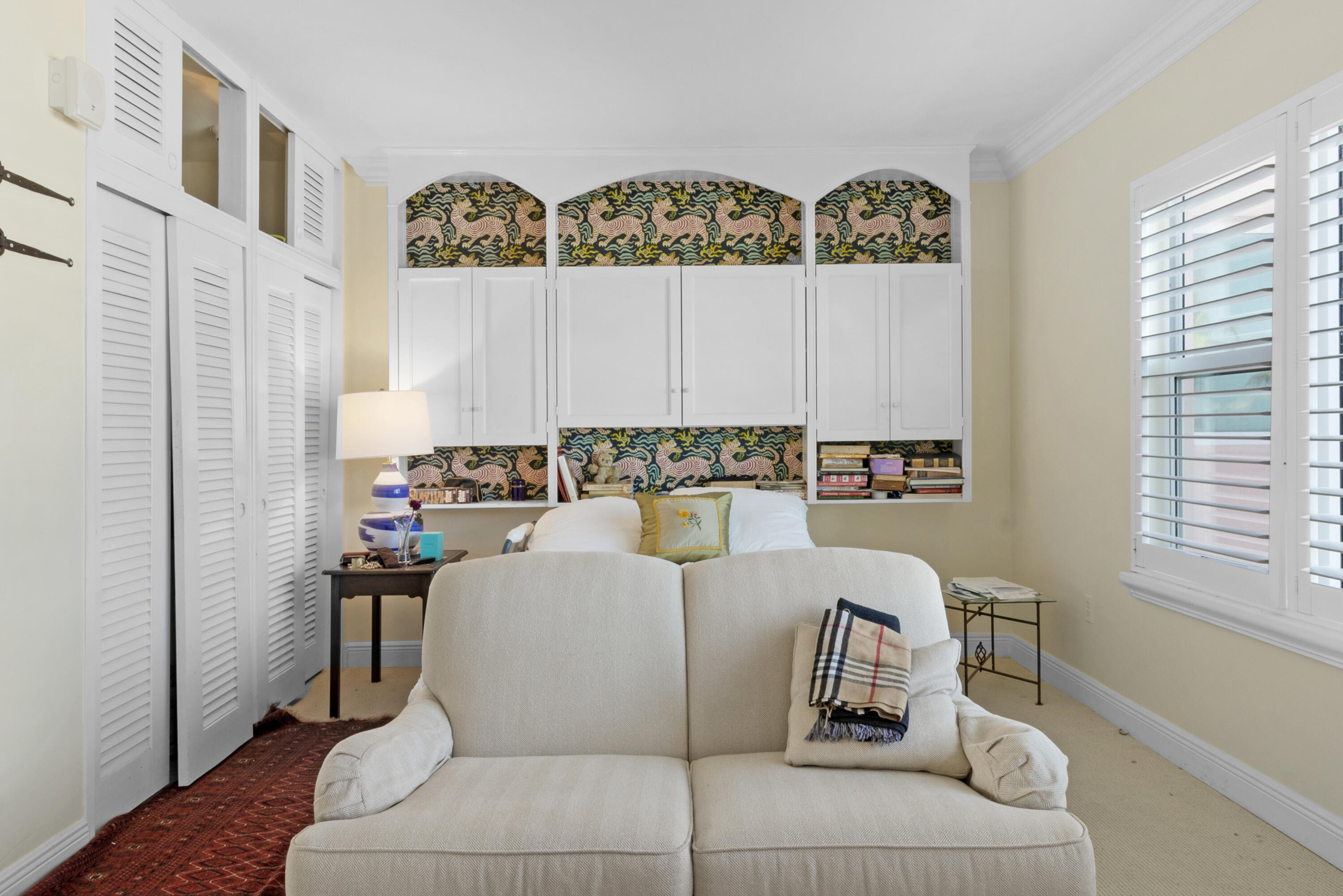 HIGHLAND TOWERS INC - Residential