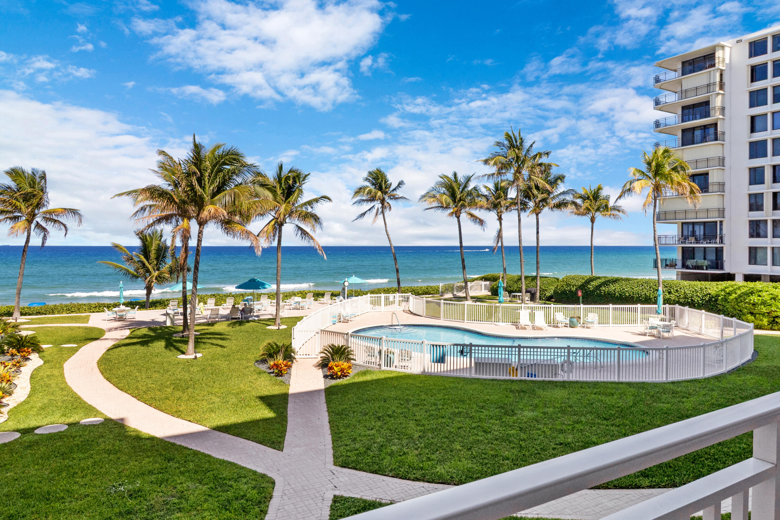 HIGHLAND TOWERS INC - Residential