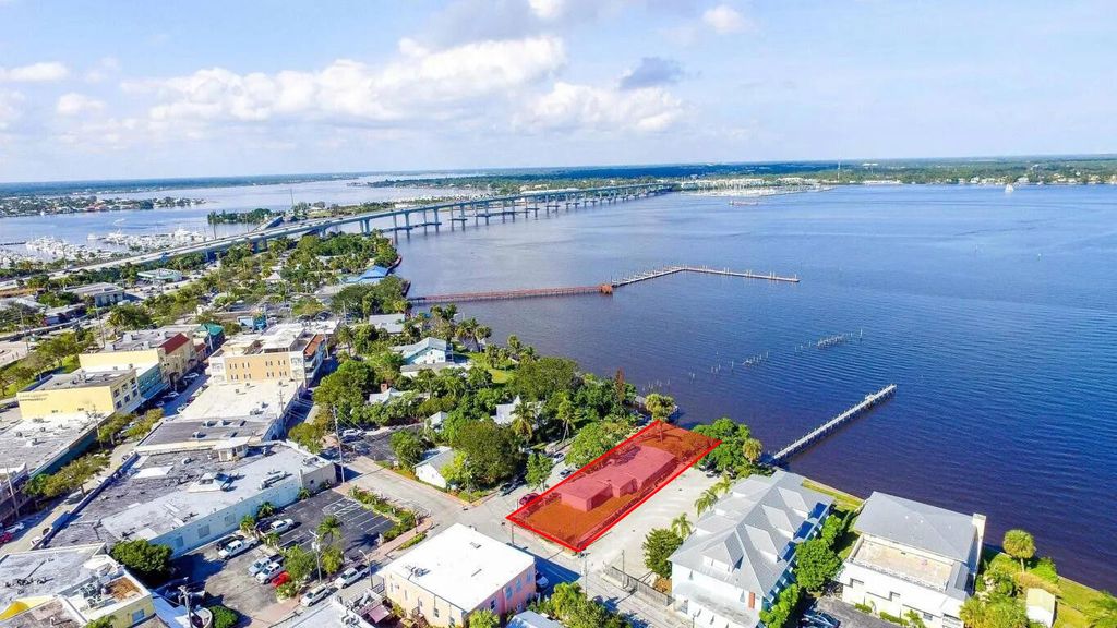 Photo of 101 S Colorado Avenue, Stuart, FL (MLS # B26009654)