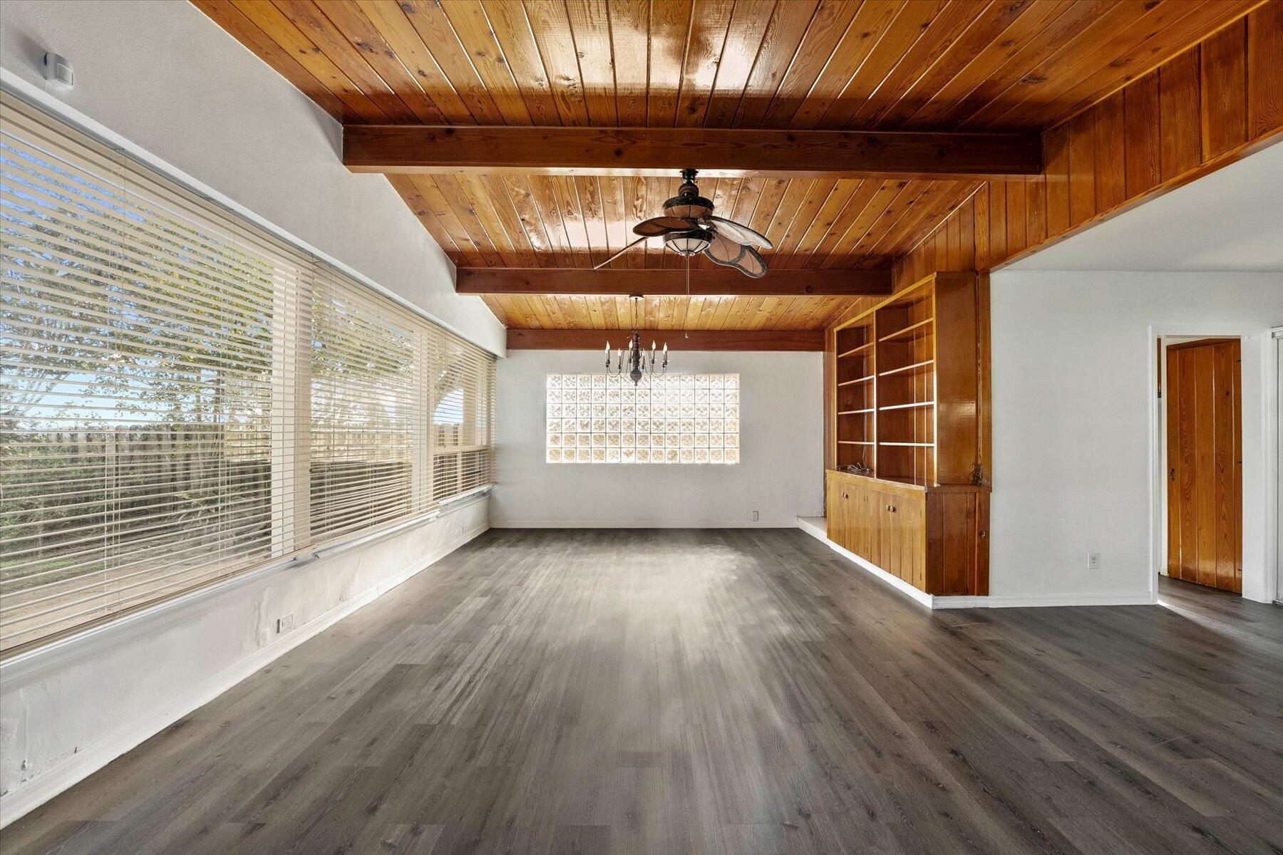 101 S Colorado Avenue