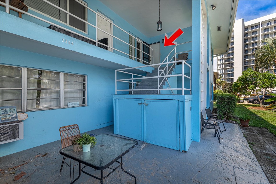 3204 Colony Club Road 6